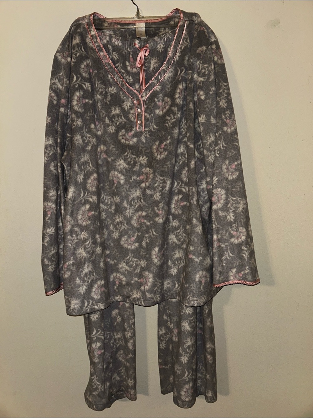 Adonna Two-Piece Sleepwear Set in Gray and Pink